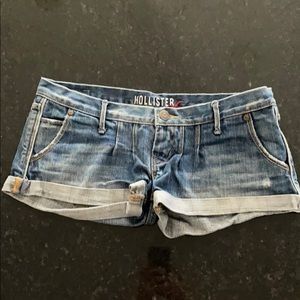 Hollister Denim Distressed Jean Shorts sz 0